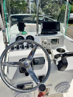 Boston-whaler DAUNTLESS-16 image