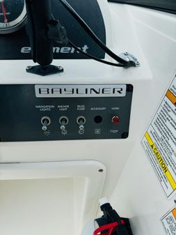 Bayliner ELEMENT-E21 image