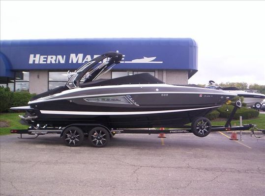 Regal 2500 RX - main image