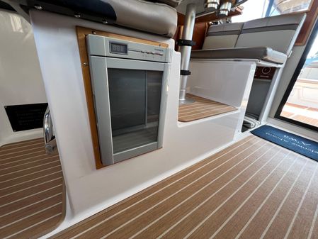 Cutwater 28 image
