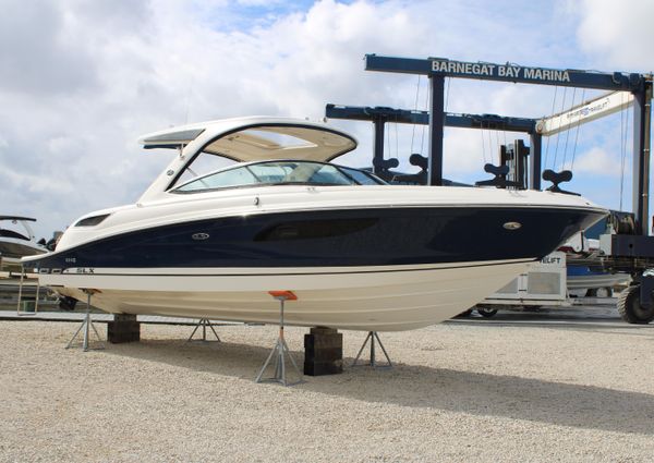 Sea Ray 350 SLX image