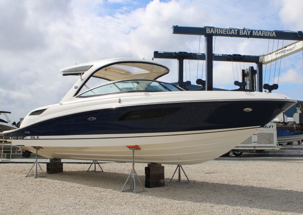 Sea Ray 350 SLX image