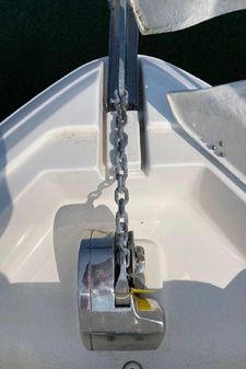 Rinker 330 Express Cruiser image