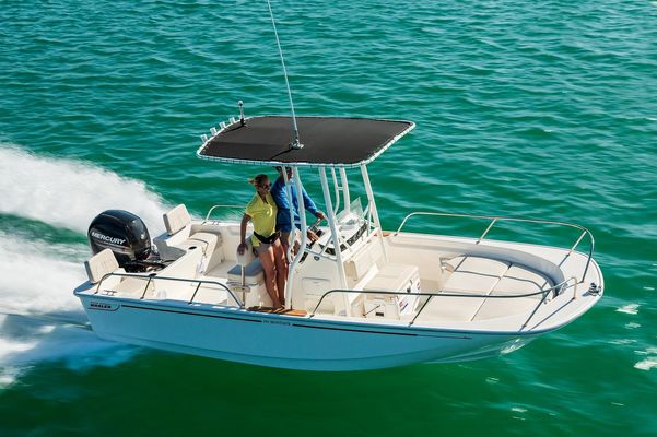 Boston-whaler 190-MONTAUK - main image