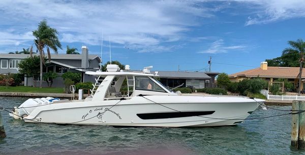 Boston Whaler 420 Outrage image