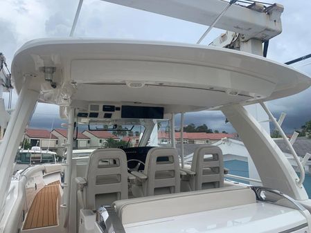 Boston Whaler 420 Outrage image