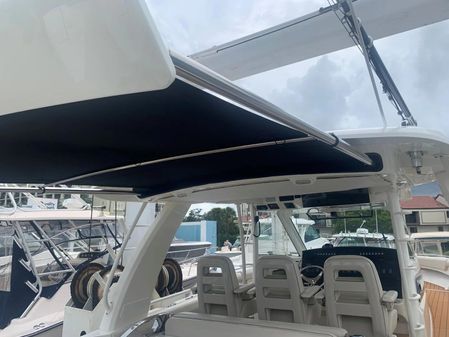 Boston Whaler 420 Outrage image