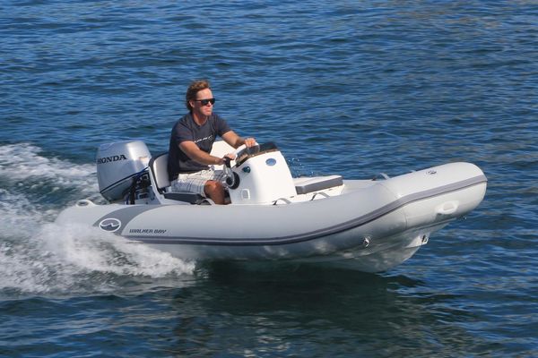 Walker Bay 365 STX Deluxe - main image