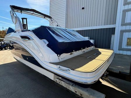 Sea Ray SDX 250 image