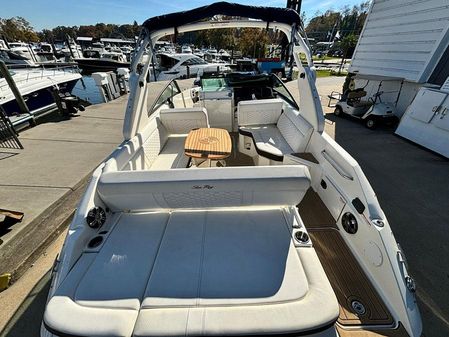 Sea Ray SDX 250 image