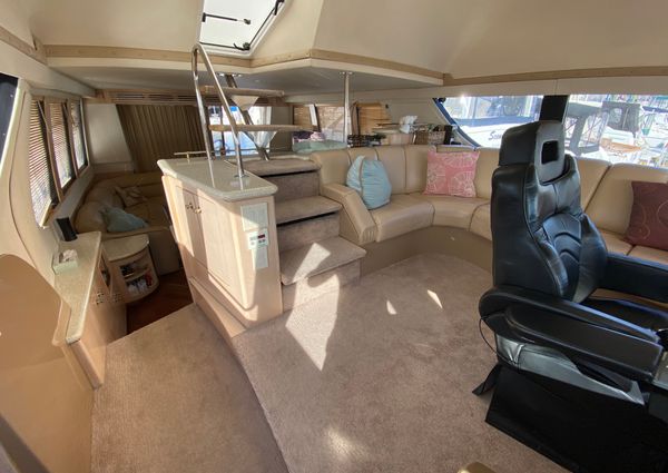 Carver 53-VOYAGER-PILOTHOUSE image