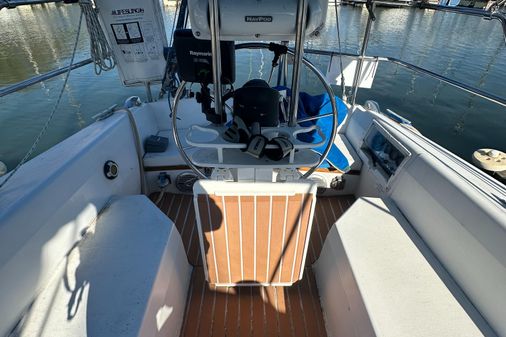 Catalina 30 image