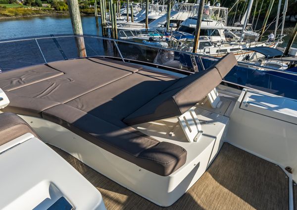 Prestige 500 Flybridge image