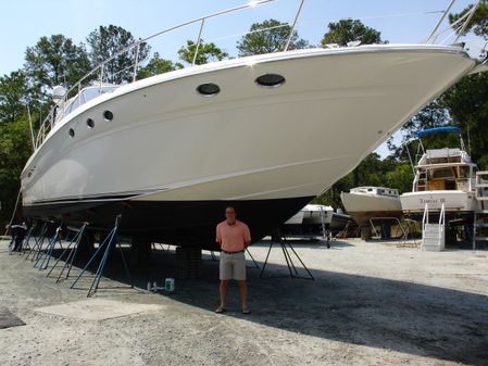 Sea Ray 680 Sun Sport image
