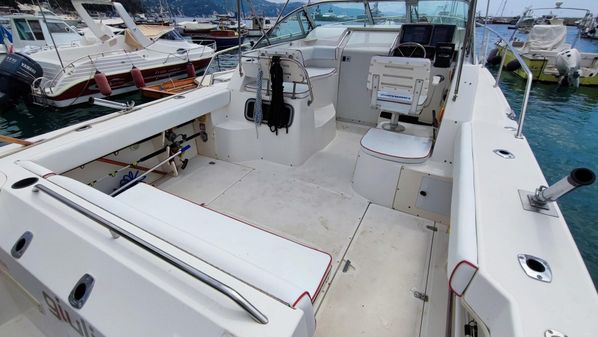 Boston Whaler 28 Conquest image