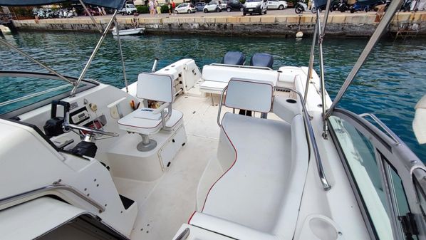 Boston Whaler 28 Conquest image