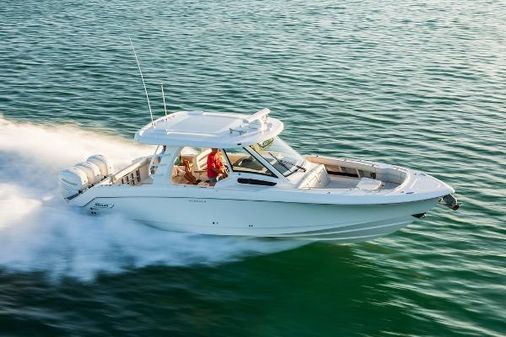 Boston-whaler 350-REALM image