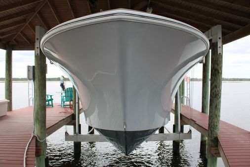 Front Runner 36 Center Console image