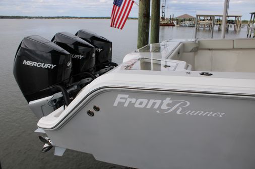 Front Runner 36 Center Console image