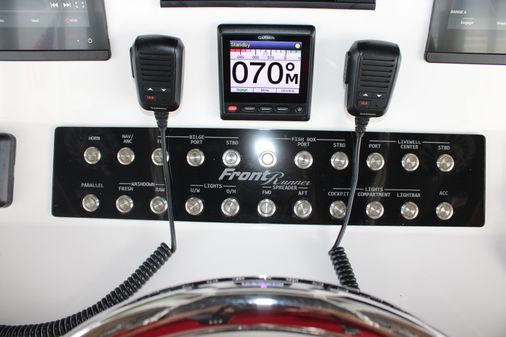 Front Runner 36 Center Console image