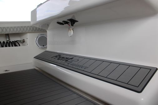 Front Runner 36 Center Console image