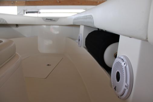 Front Runner 36 Center Console image