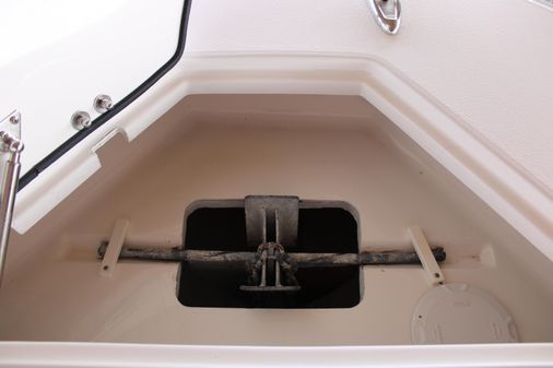 Front Runner 36 Center Console image