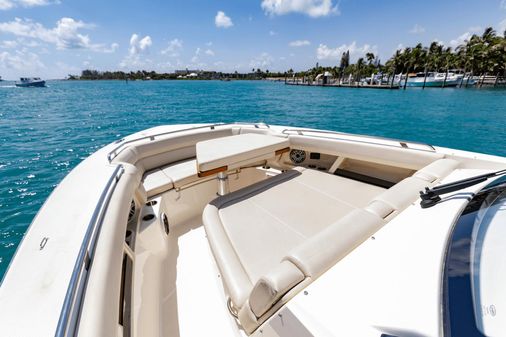 Boston Whaler 350 Realm image