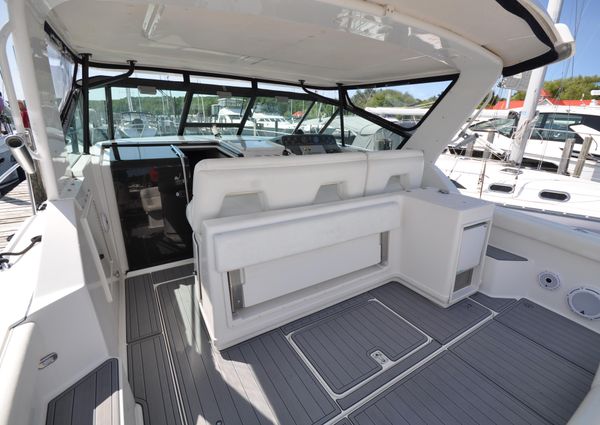 Tiara Yachts 3500 Express image