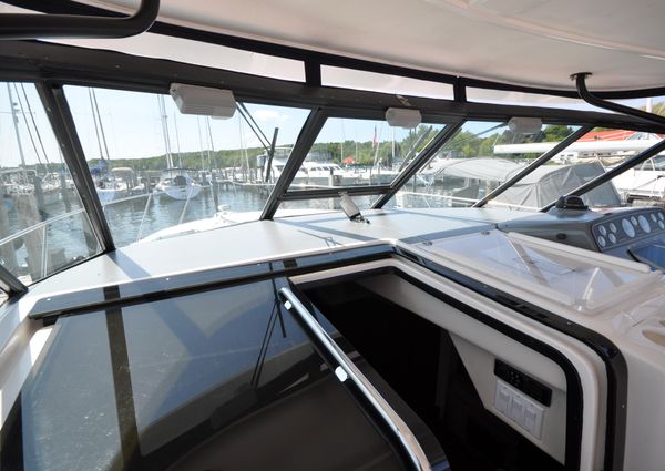 Tiara Yachts 3500 Express image