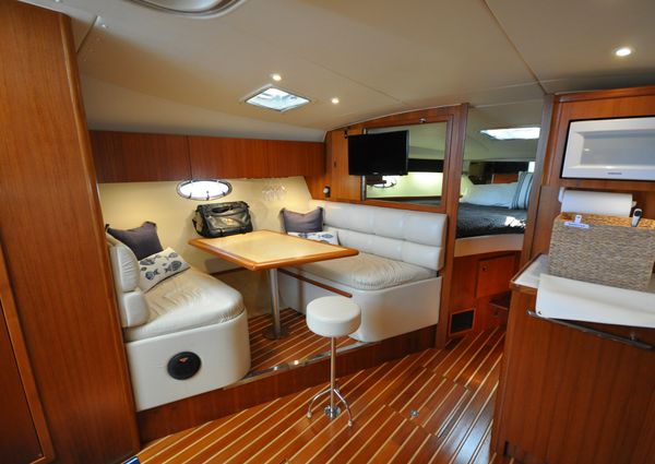 Tiara Yachts 3500 Express image