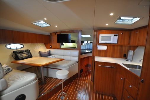 Tiara Yachts 3500 Express image