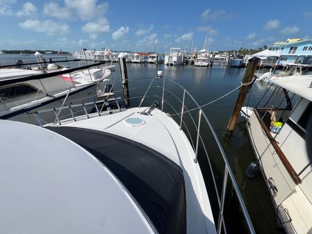 Carver 41 Cockpit Motor Yacht image