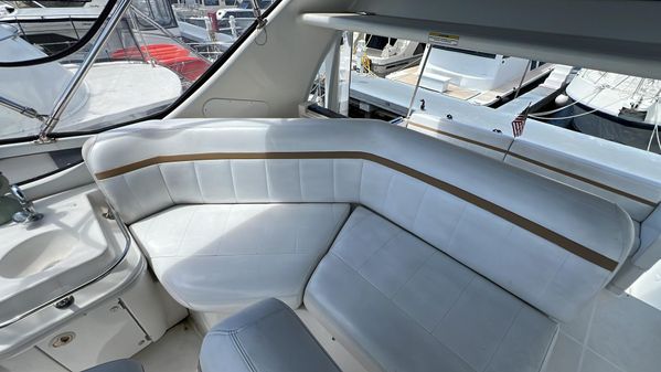 Carver 41 Cockpit Motor Yacht image