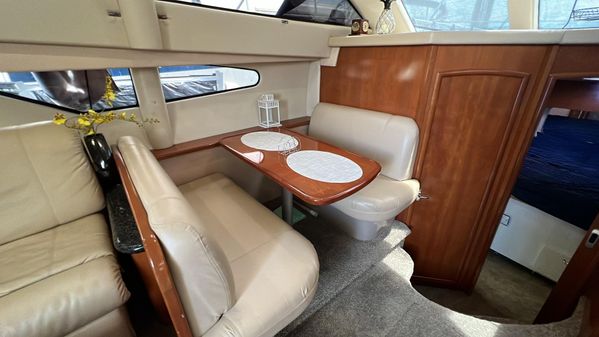 Carver 41 Cockpit Motor Yacht image