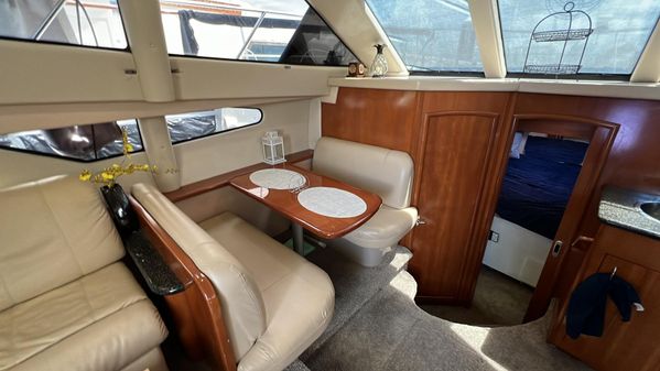 Carver 41 Cockpit Motor Yacht image