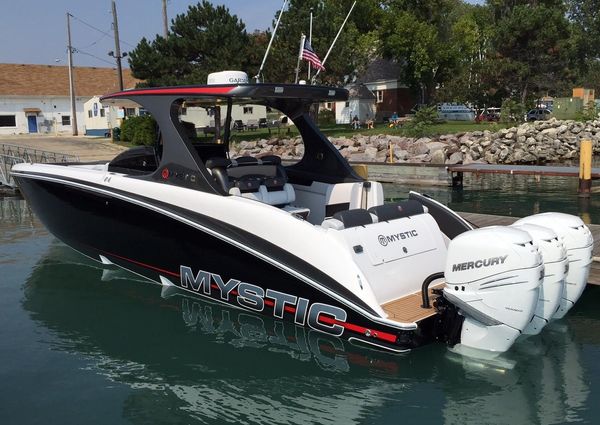 Mystic-powerboats M4200 image