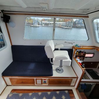 Blue-seas 31-PALM-BEACH-FLYBRIDGE-CRUISER image