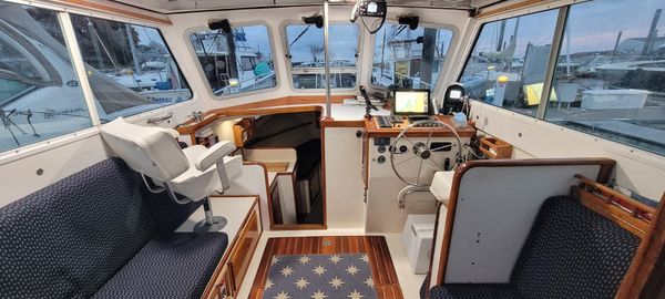 Blue-seas 31-PALM-BEACH-FLYBRIDGE-CRUISER image