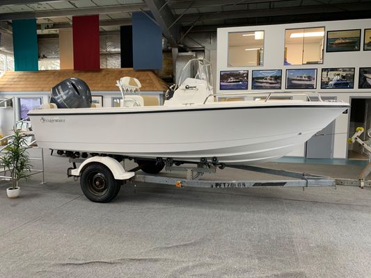 Edgewater 188CC Center Console - main image