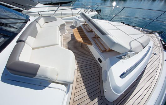 Princess Yachts V60 image