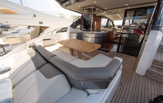 Princess Yachts V60 image