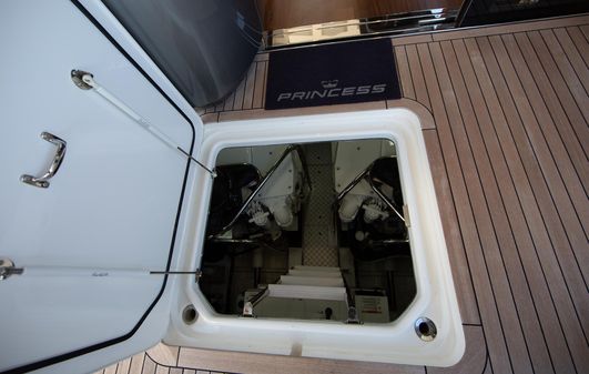 Princess Yachts V60 image