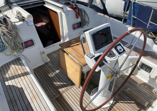 Beneteau OCEANIS-37 image