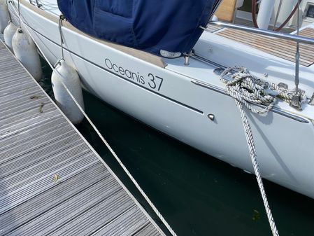 Beneteau OCEANIS-37 image