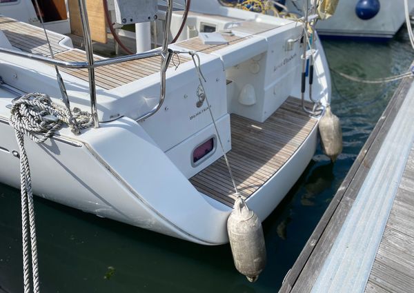 Beneteau OCEANIS-37 image