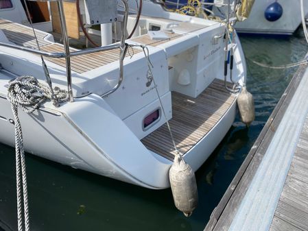 Beneteau OCEANIS-37 image