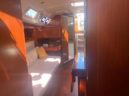 Beneteau OCEANIS-37 image