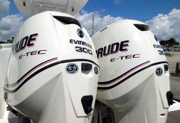 Evinrude  E-TEC 300hp 25