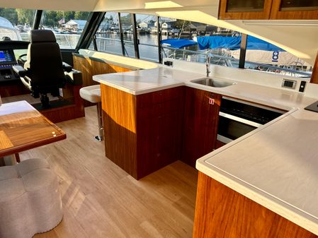 Riviera 5400 Sport Yacht image